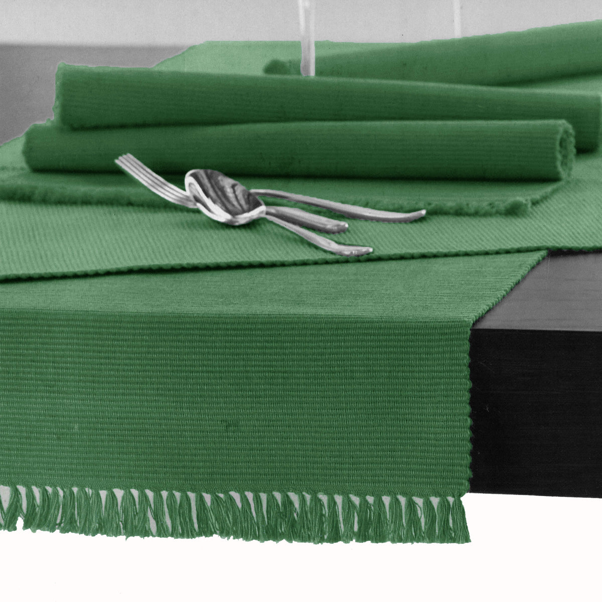 Hoydu Cotton Ribbed Table Runner 45cm x 150cm - HELDGE GREEN V442-GNA-TABLER-RIBBED-150CM-HEDGEGREEN