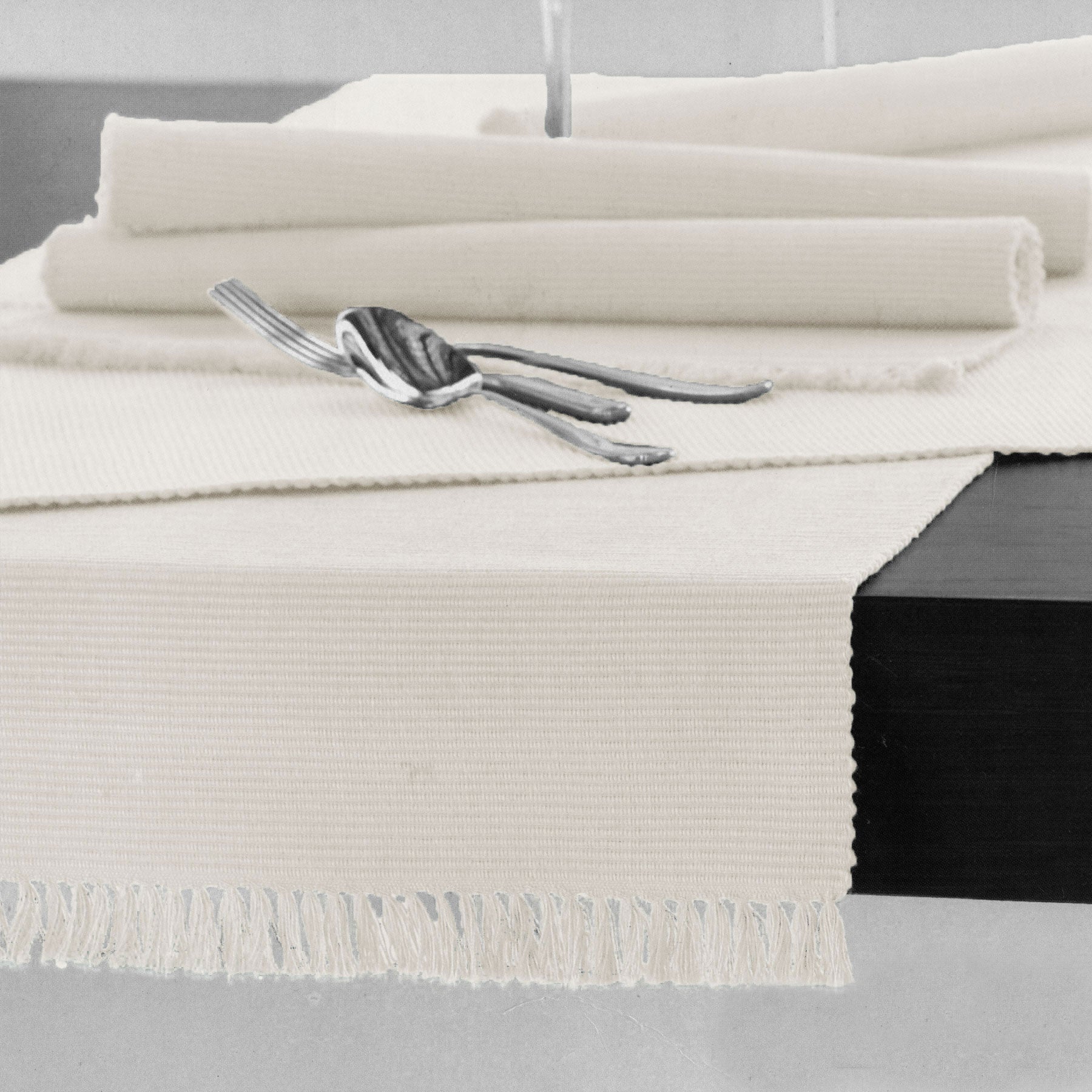 Hoydu Cotton Ribbed Table Runner 45cm x 200cm - IVORY V442-GNA-TABLER-RIBBED-200CM-IVORY