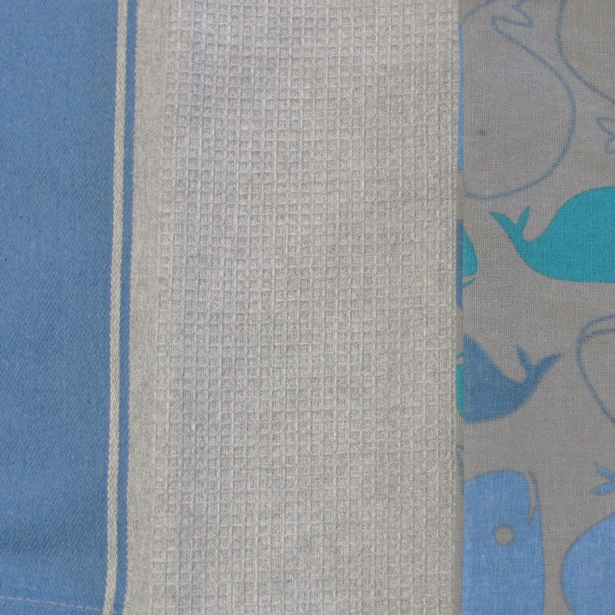 Home Oasis Set of 3 Printed Cotton Rich Tea Towels 50 x 70 cm Whale Grey V442-GNA-TEAT-WHALESETOF3-GREY-RE