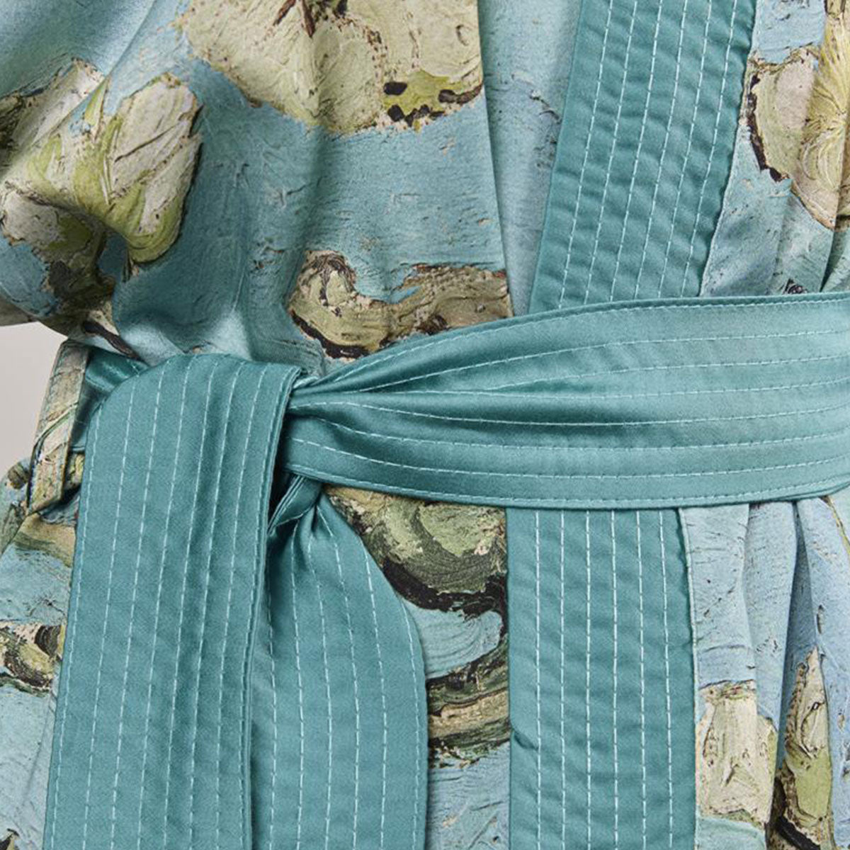 Bedding House Van Gogh Almond Blossom Blue Kimono Bath Robe Small/Medium V442-HIN-BATHROBE-ALMONDBLOSSOM-BLUE-S