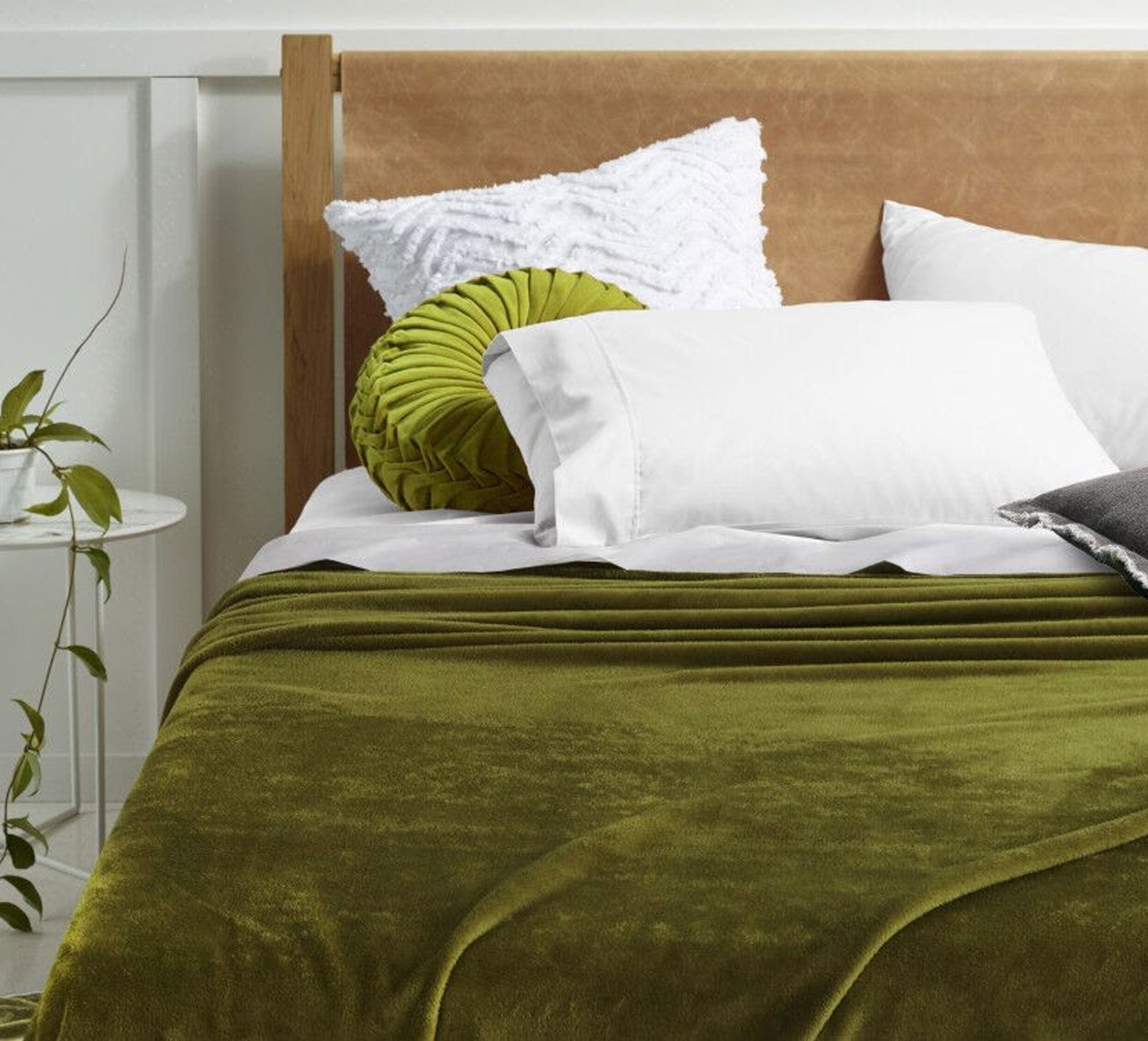 Accessorize Super Soft Blanket Queen/King Mossy Road V442-HIN-BLANKET-SUPERSOFT-MOSSYROAD-QS