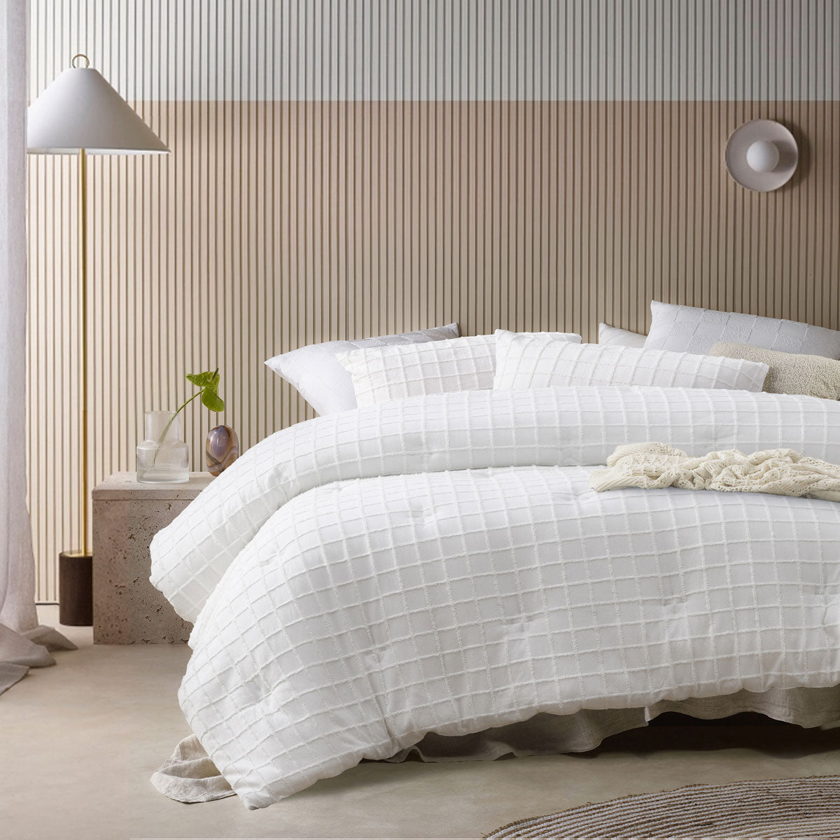 Vintage Design Homewares 3 Pcs Parquet White Comforter Set King V442-HIN-COMFORTER-PARQUET-WHITE-KI