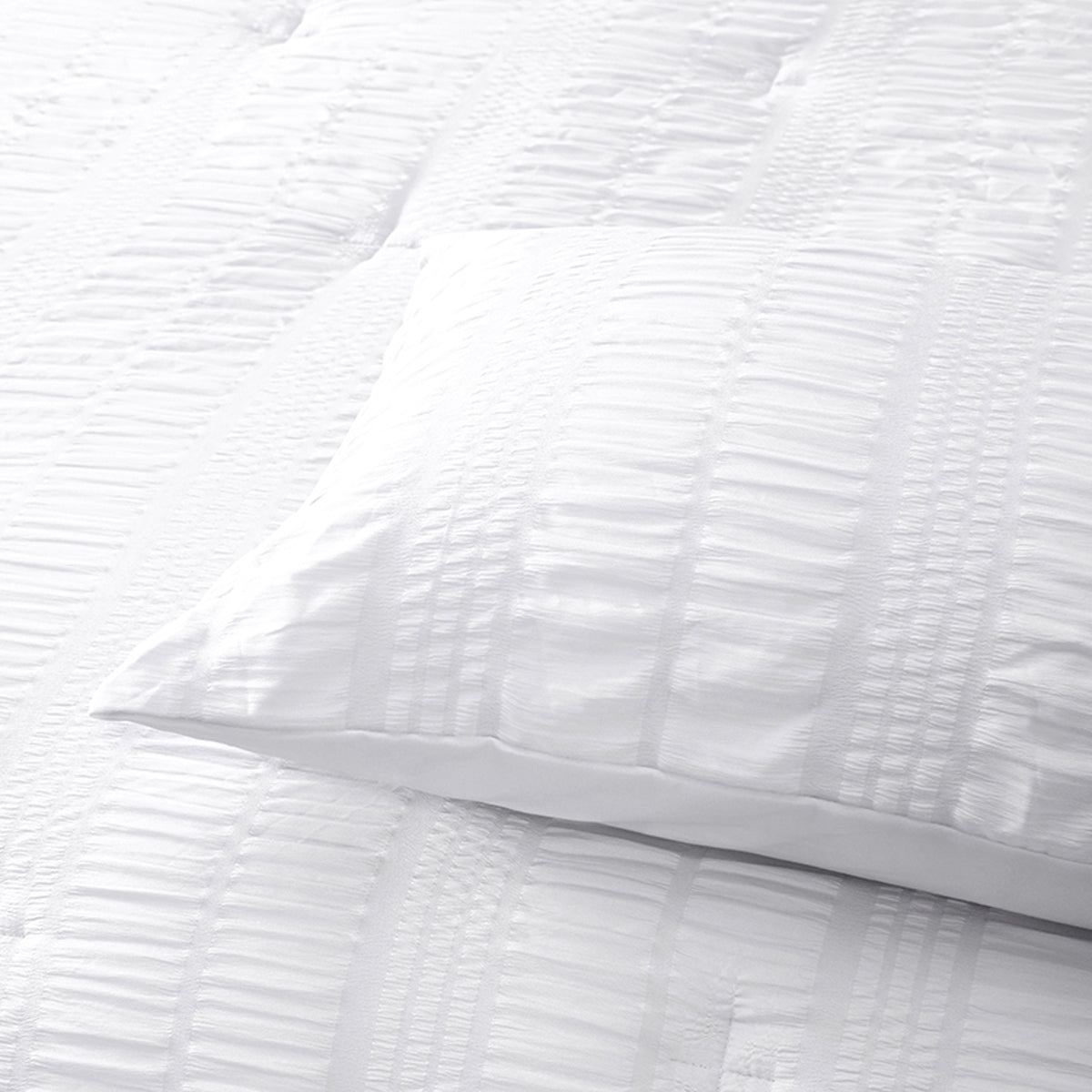 Accessorize Seersucker White 3 Piece Polyester Comforter Set King V442-HIN-COMFORTER-SEERSUCKER-WHITE-KI