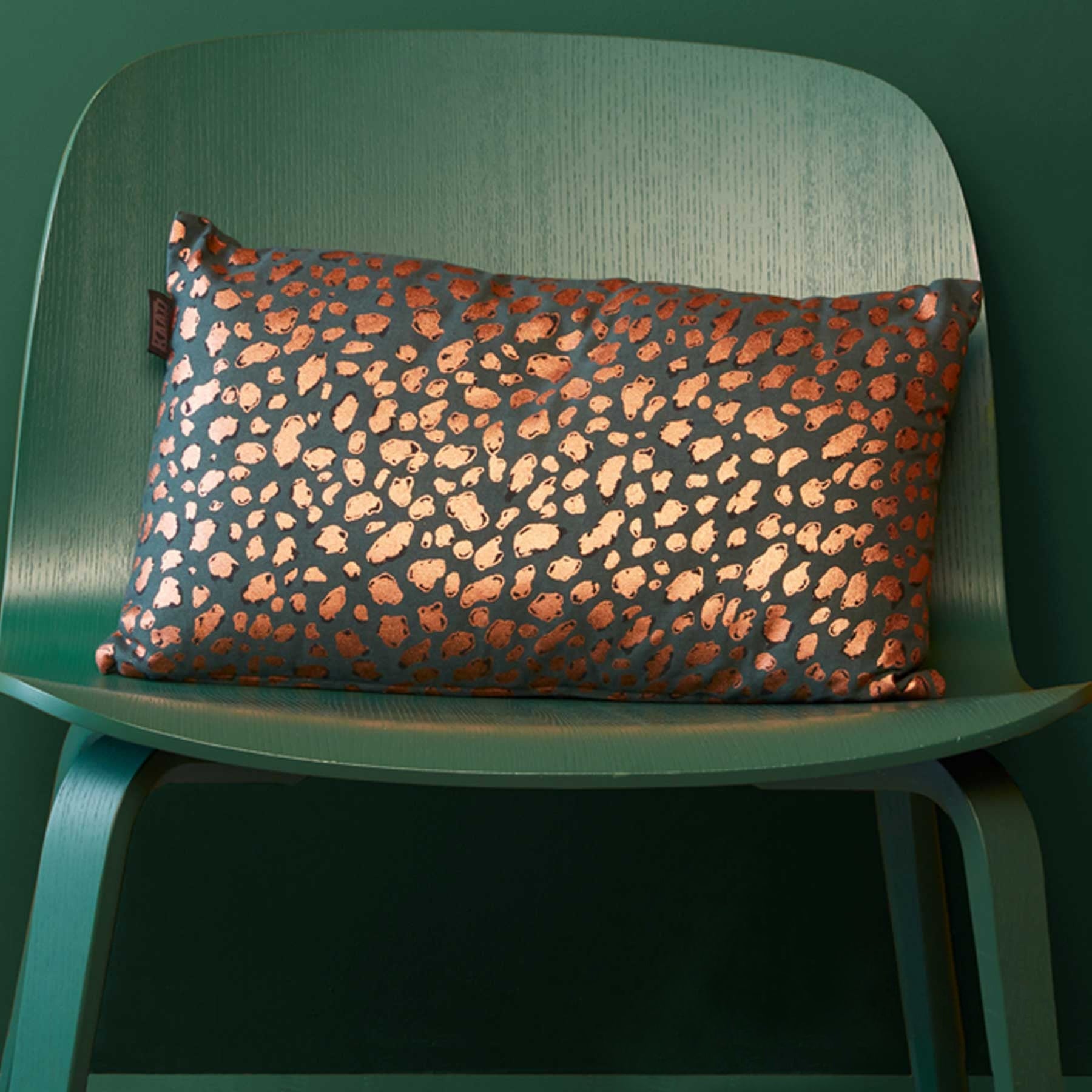 Bedding House Felidea Green Filled Oblong Cushion V442-HIN-CUSHION-FELIDEA-GREEN-RE
