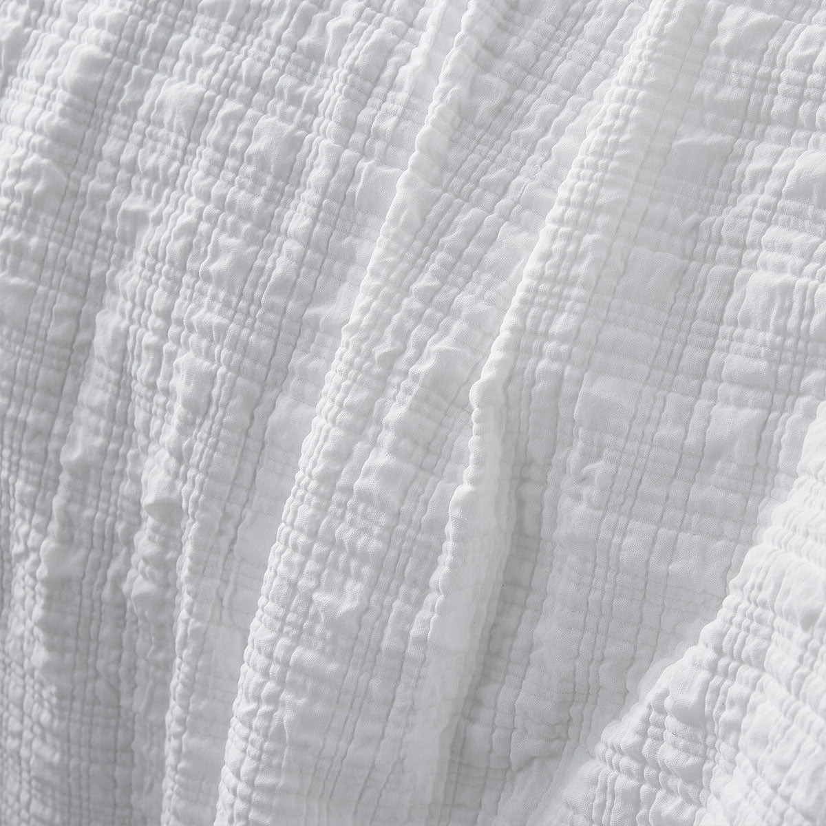 Accessorize Augusta White Ruched Quilt Cover Set Single V442-HIN-QUILTCS-AUGUSTA-WHITE-SB