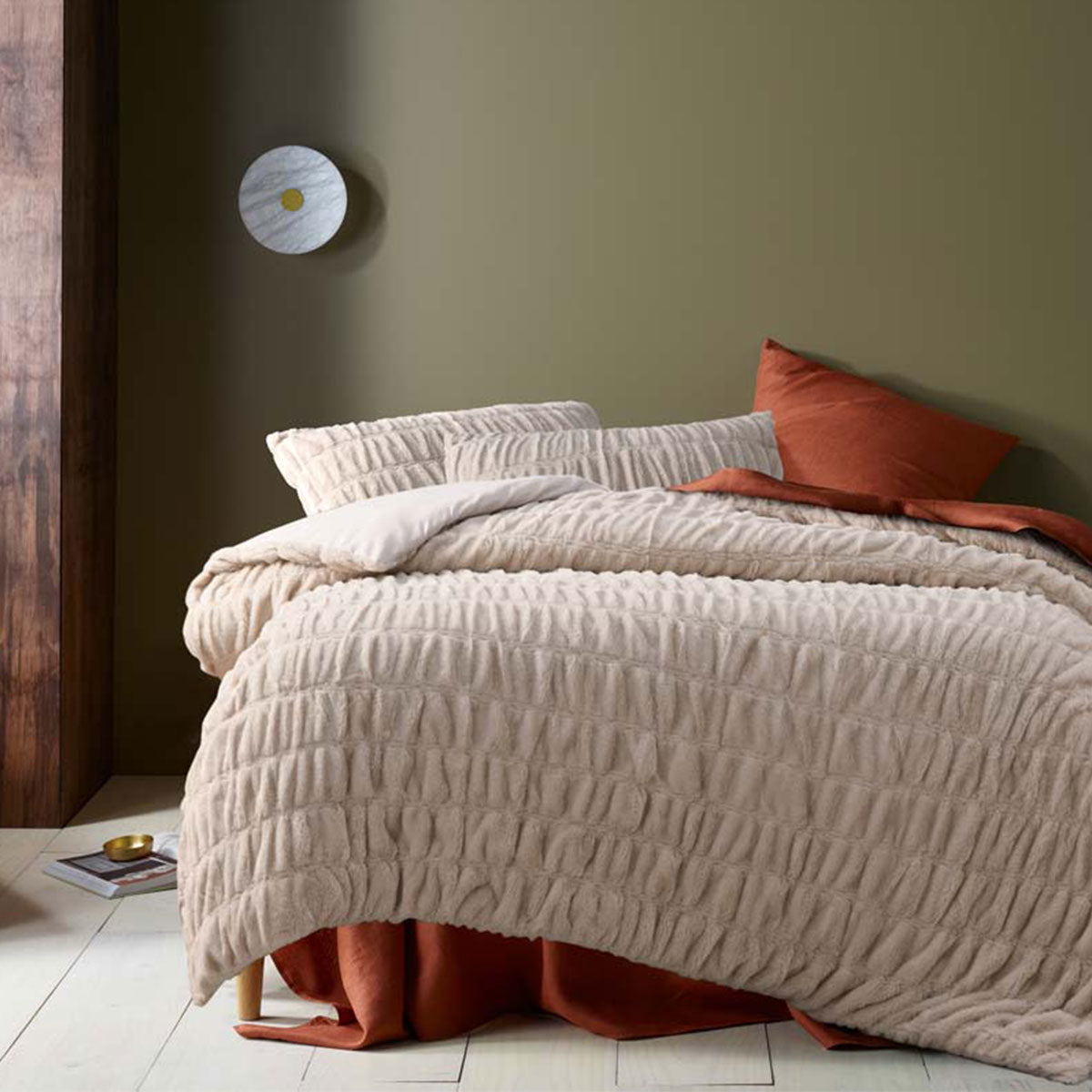Accessorize Aurora Natural Quilt Cover Set Queen V442-HIN-QUILTCS-AURORA-NATURAL-QS