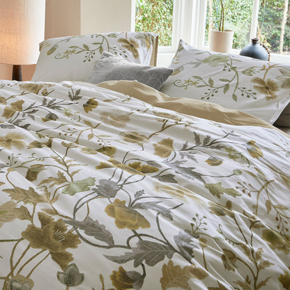 Bedding House Elizabeth White Cotton Sateen Quilt Cover Set Queen V442-HIN-QUILTCS-ELIZABETH-WHITE-QS