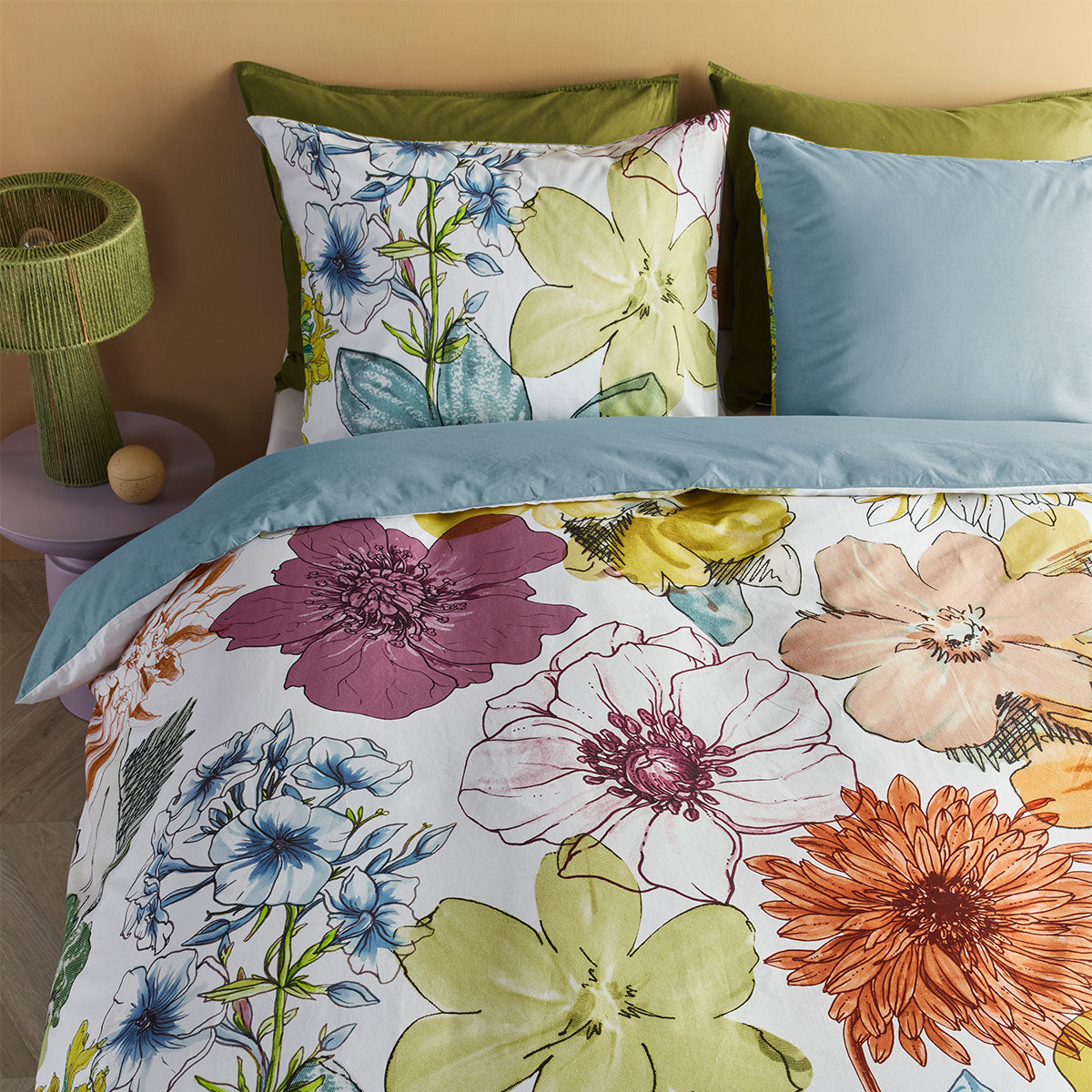 Bedding House Lotti Multi Cotton Floral Quilt Cover Set Queen V442-HIN-QUILTCS-LOTTI-MULTI-QS
