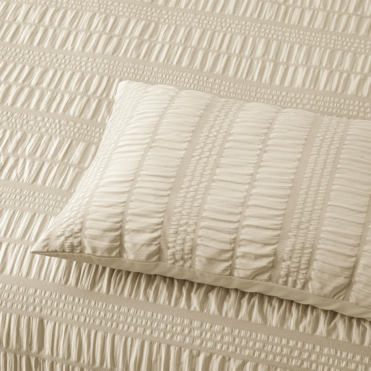 Accessorize Seersucker Natural Polyester Quilt Cover Set King V442-HIN-QUILTCS-SEERSUCKER-NATURAL-KI
