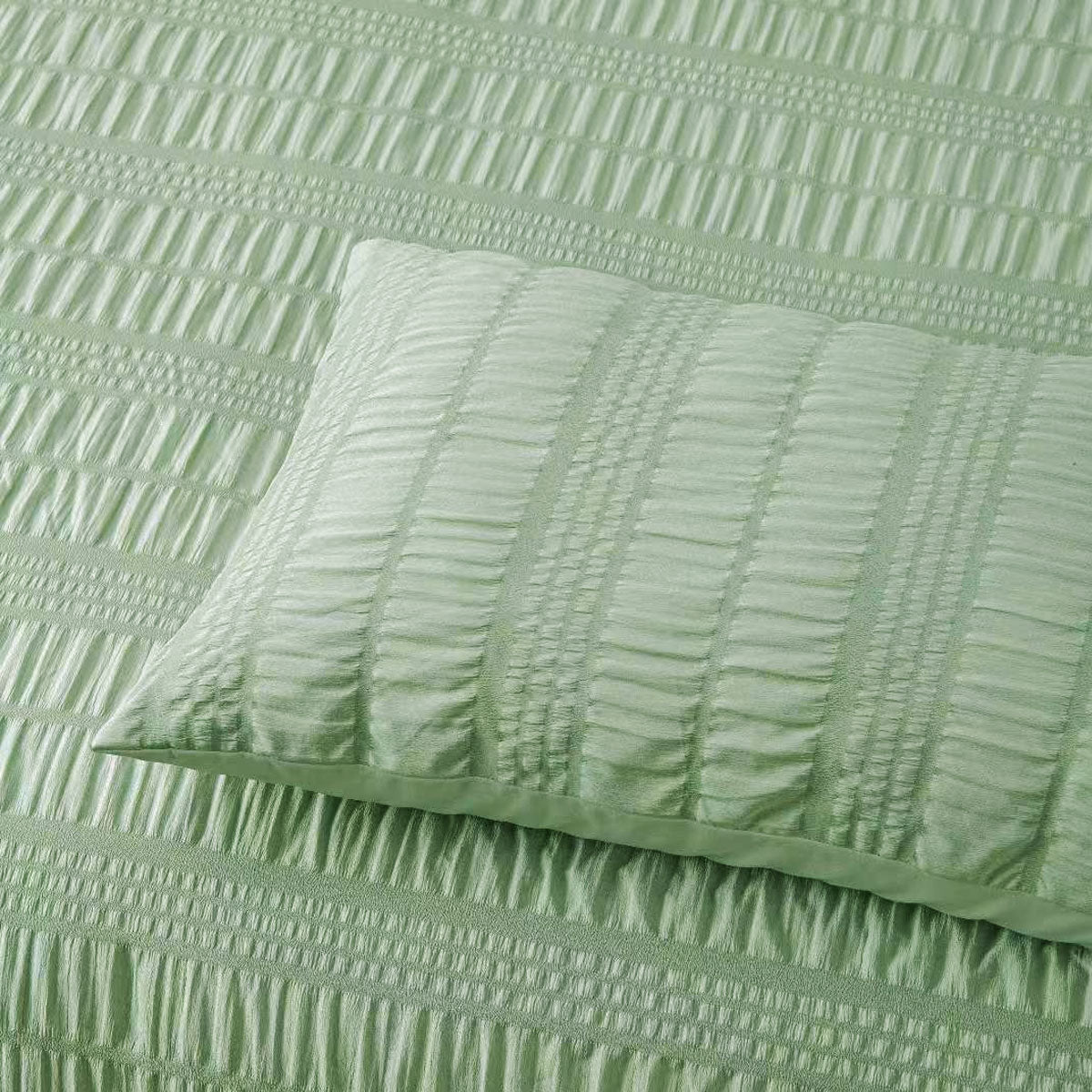 Accessorize Seersucker Sage Polyester Quilt Cover Set King V442-HIN-QUILTCS-SEERSUCKER-SAGE-KI