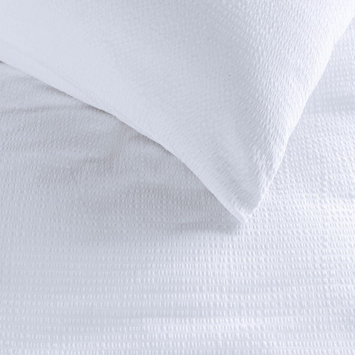Bedding House Summer White Seersucker Cotton Quilt Cover Set King V442-HIN-QUILTCS-SUMMERSEERSUCKER-WHITE-KI