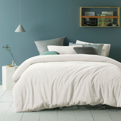 Accessorize Teddy White Quilt Cover Set King V442-HIN-QUILTCS-TEDDY-WHITE-KI
