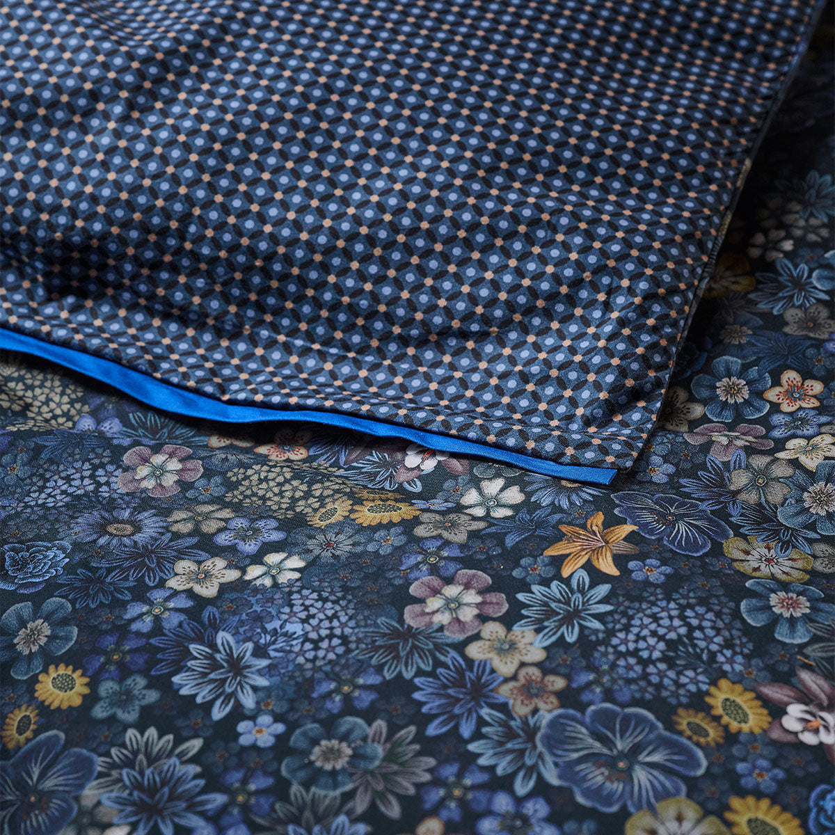 PIP Studio Tutti i Fiori Dark Blue Cotton Quilt Cover Set Queen V442-HIN-QUILTCS-TUTTIIFIORI-DARKBLUE-QS