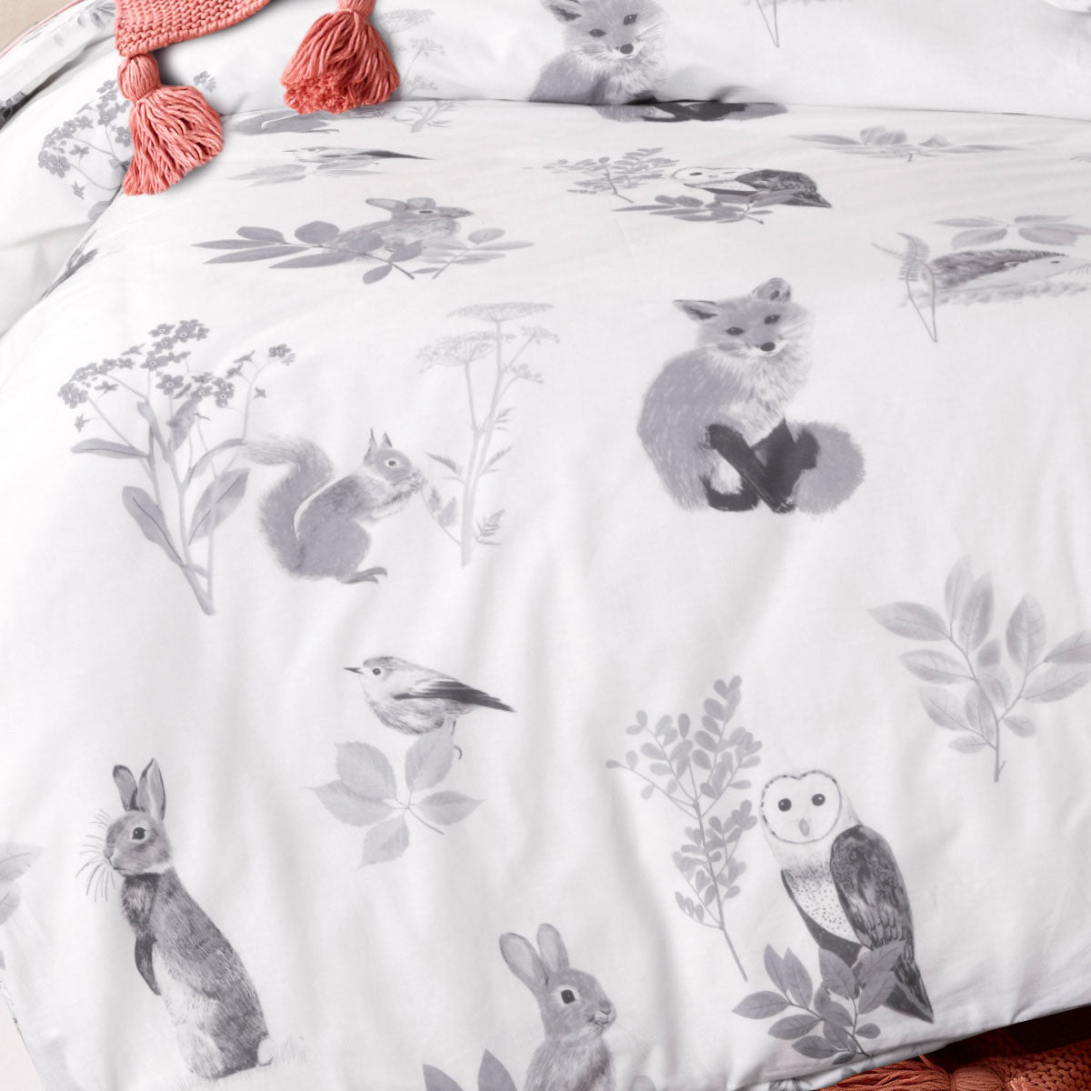 Happy Kids Woodland White Cotton Quilt Cover Set Single V442-HIN-QUILTCS-WOODLAND-WHITE-SB