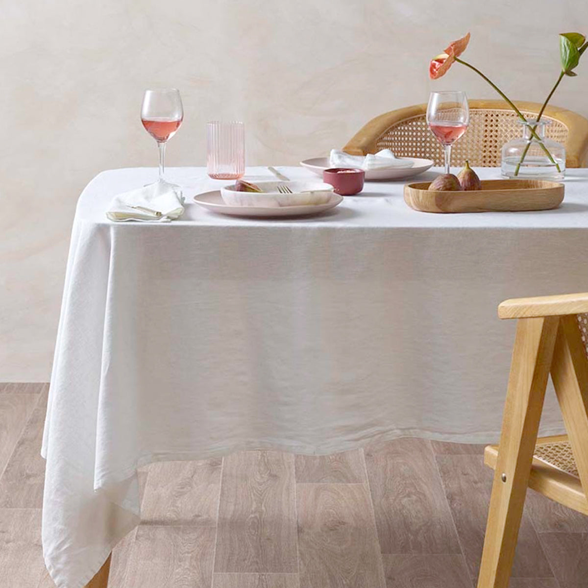 Vintage Design Homewares Helm White Washed Linen Cotton Tablecloth 180cm Diameter Round V442-HIN-TABLEC-LINEN180CM-WHITE-RD