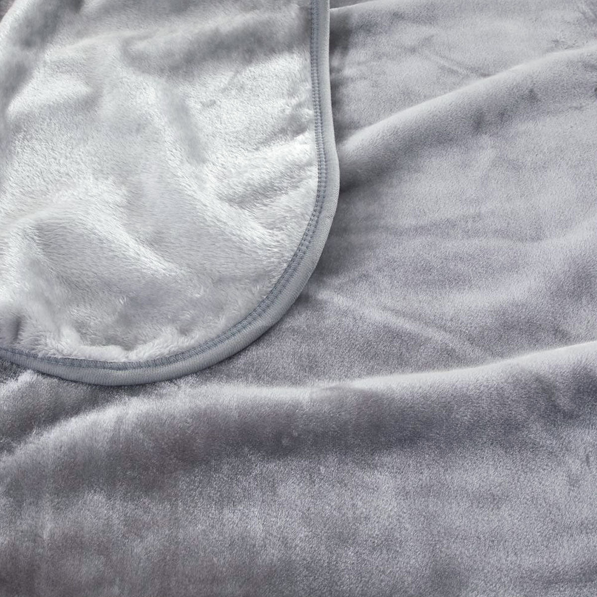 J.Elliot Home 450gsm Solid Faux Mink Blanket Graphite V442-IDC-BLANKET-SOLIDFAUX-GRAPHITE-QS