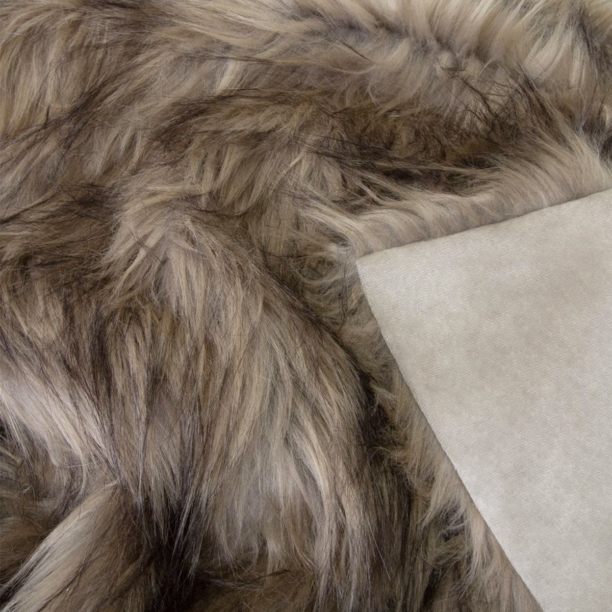 J Elliot Home Elk Luxury Faux Fur Throw 130 x 160cm V442-IDC-THROW-ELK-TAUPE-RE