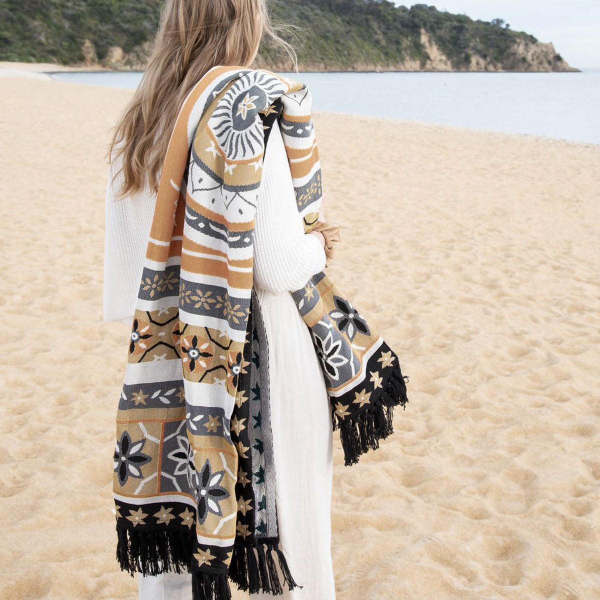 J Elliot Home Kasbah Luxury Fringe Throw 130 x 160cm Black V442-IDC-THROW-KASBAH-BLACK-RE