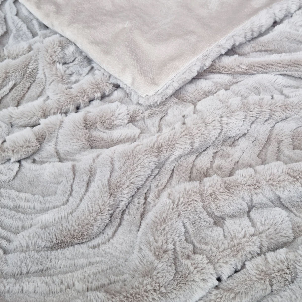 J Elliot Home Rita Silver Grey Faux Mohair Throw Rug 130 x 160cm V442-IDC-THROW-RITA-GREY-RE
