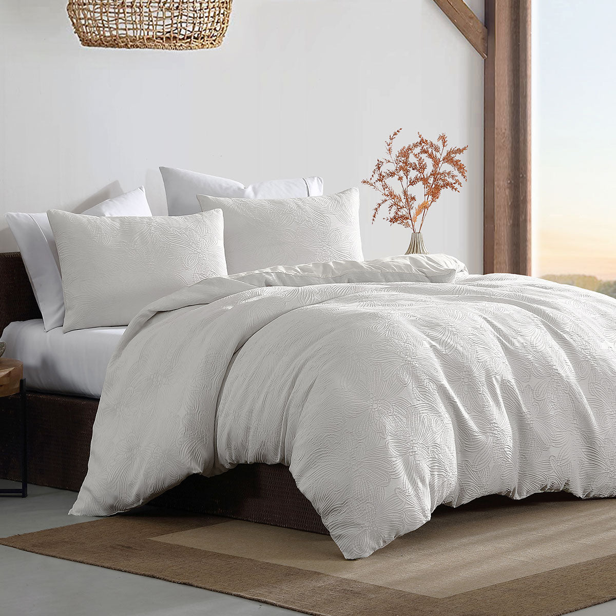 Ardor Avena White Textured Floral Jacquard Quilt Cover Set Queen V442-INT-QUILTCS-AVENAJACQUARD-WHITE-QS
