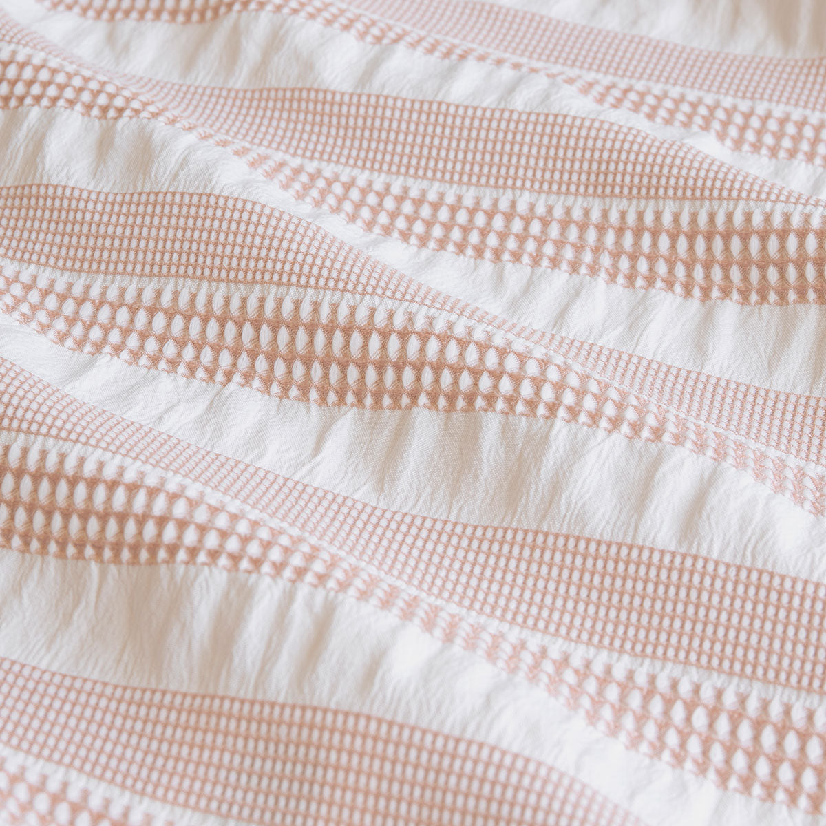 Ardor Cove Rose Dust (Similar to Peach color) Seersucker Waffle Quilt Cover Set King V442-INT-QUILTCS-COVE-ROSEDUST-KI