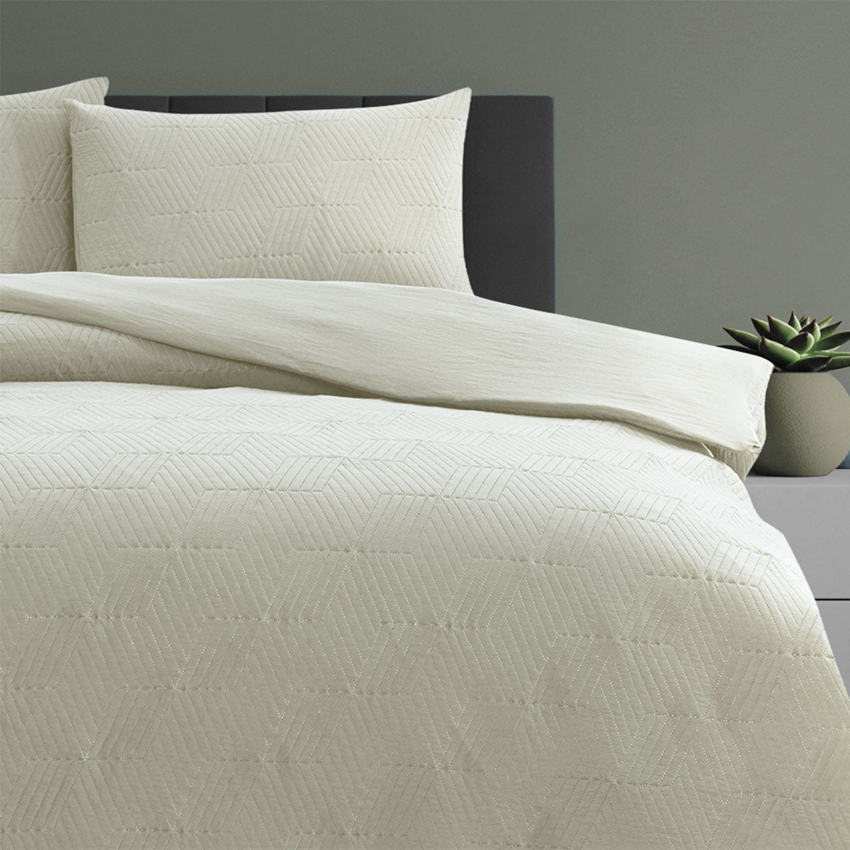 Ardor Maxwell Tan Embossed Vintage Washed Quilt Cover Set King V442-INT-QUILTCS-MAXWELL-TAN-KI