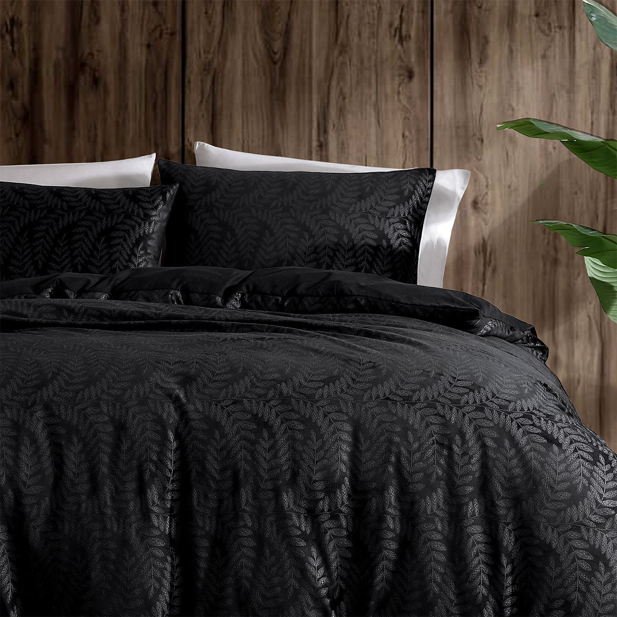 Ardor Rui Black Embossed Velvet Soft Quilt Cover Set King V442-INT-QUILTCS-RUIVELVET-BLACK-KI