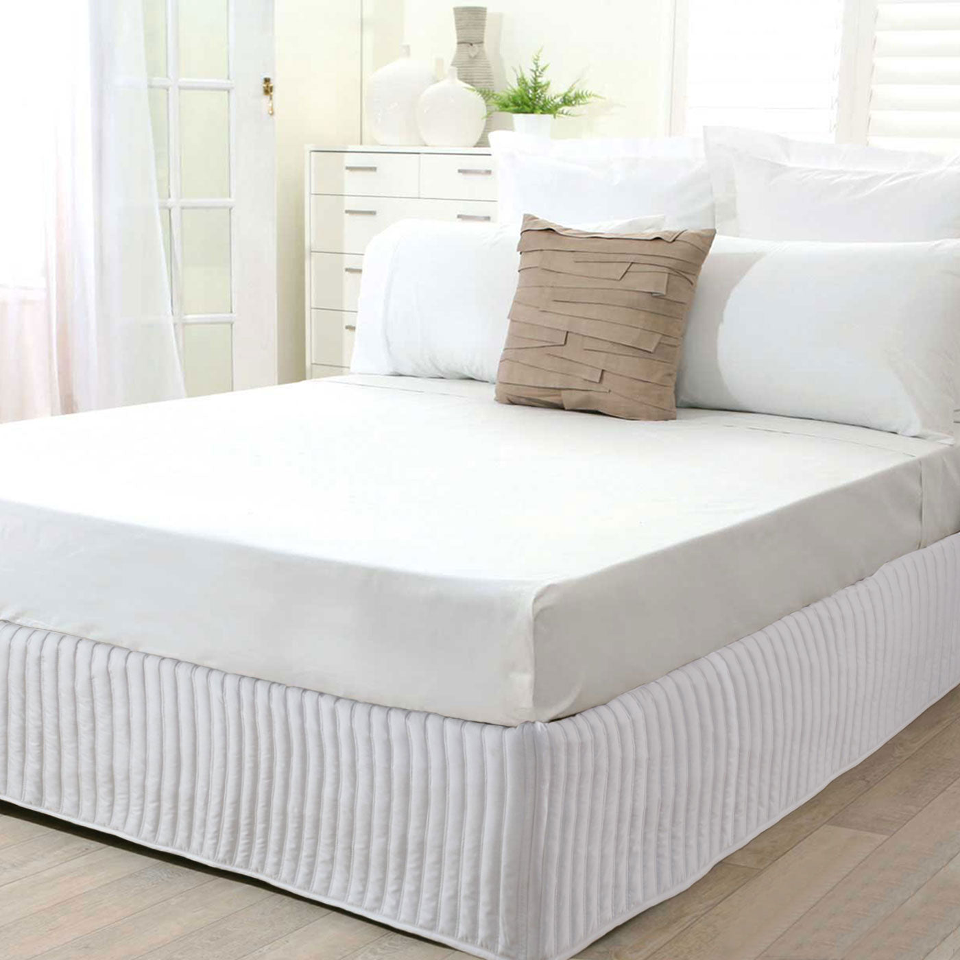 Ardor Quilted Valance White QUEEN V442-INT-VALANCE-QUILTED-WHITE-QS