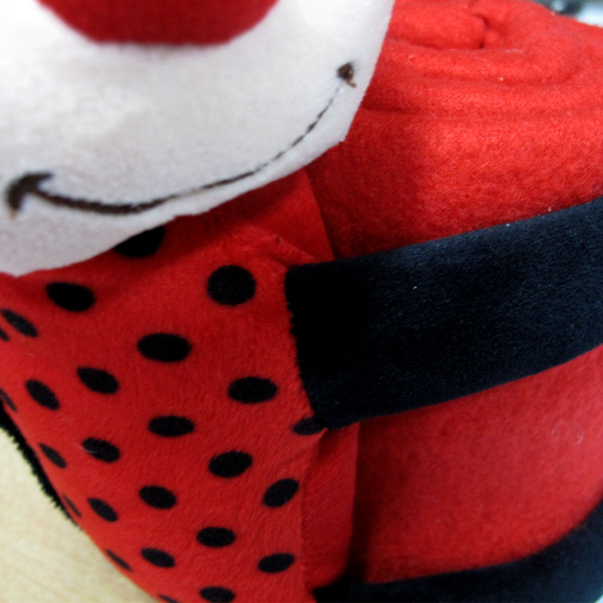 Baby Red Blanket with Toy Ladybug V442-JTC-THROW-BABYLADYBUG-RED-SH
