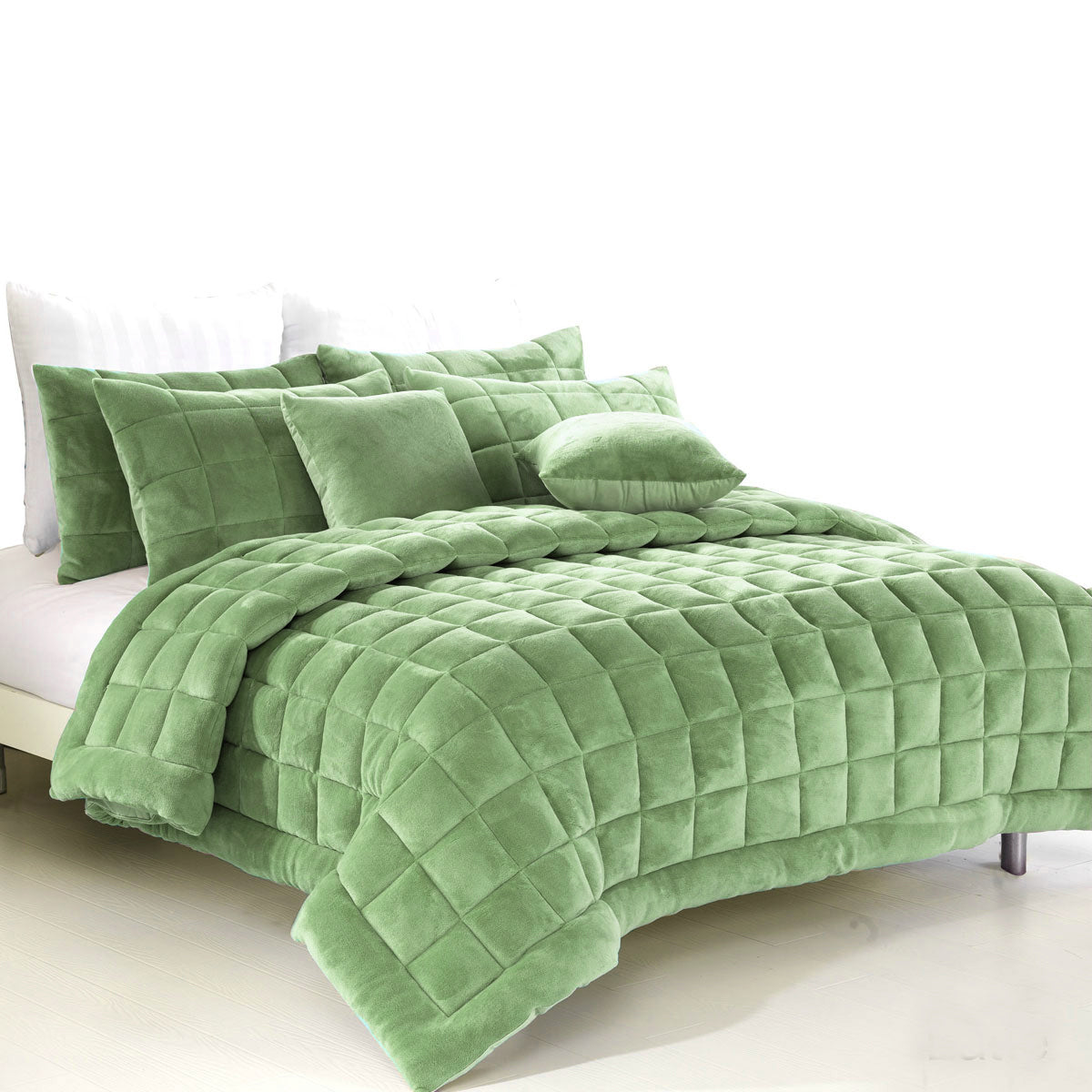 Alastairs Augusta Faux Mink Quilt / Comforter Set Sage Queen V442-MFL-QUILT-AUGUSTAMINK-SAGE-QS
