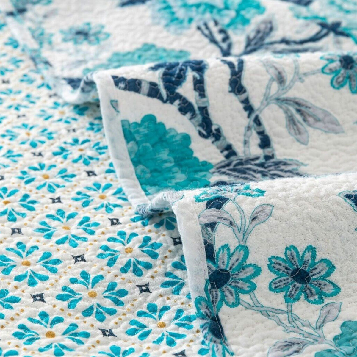 100% Cotton Lightly Quilted Coverlet Set Delta Queen 230 x 250 cm V442-STT-COVERLET-DELTA-BLUE-QS