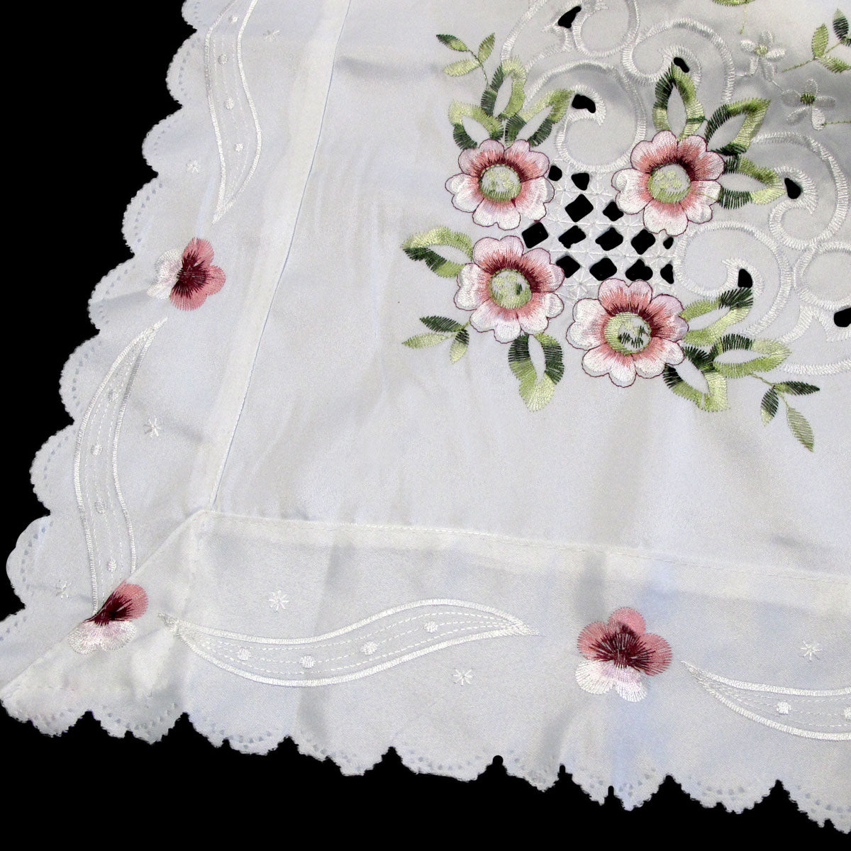 Anya Flowers White Embroidered Cutout Rectangular Tablecloth 152 x 228 cm V442-UGG-TABLEC-ANYA228-WHITE-RE