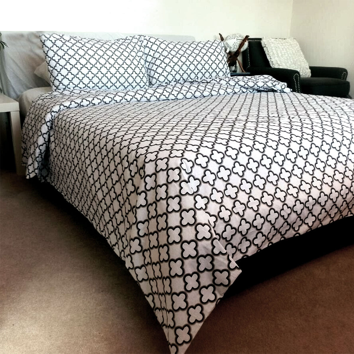 Mia White 100% Cotton Quilt Cover Set Queen V442-UNA-QUILTCS-MIA-WHITE-QS