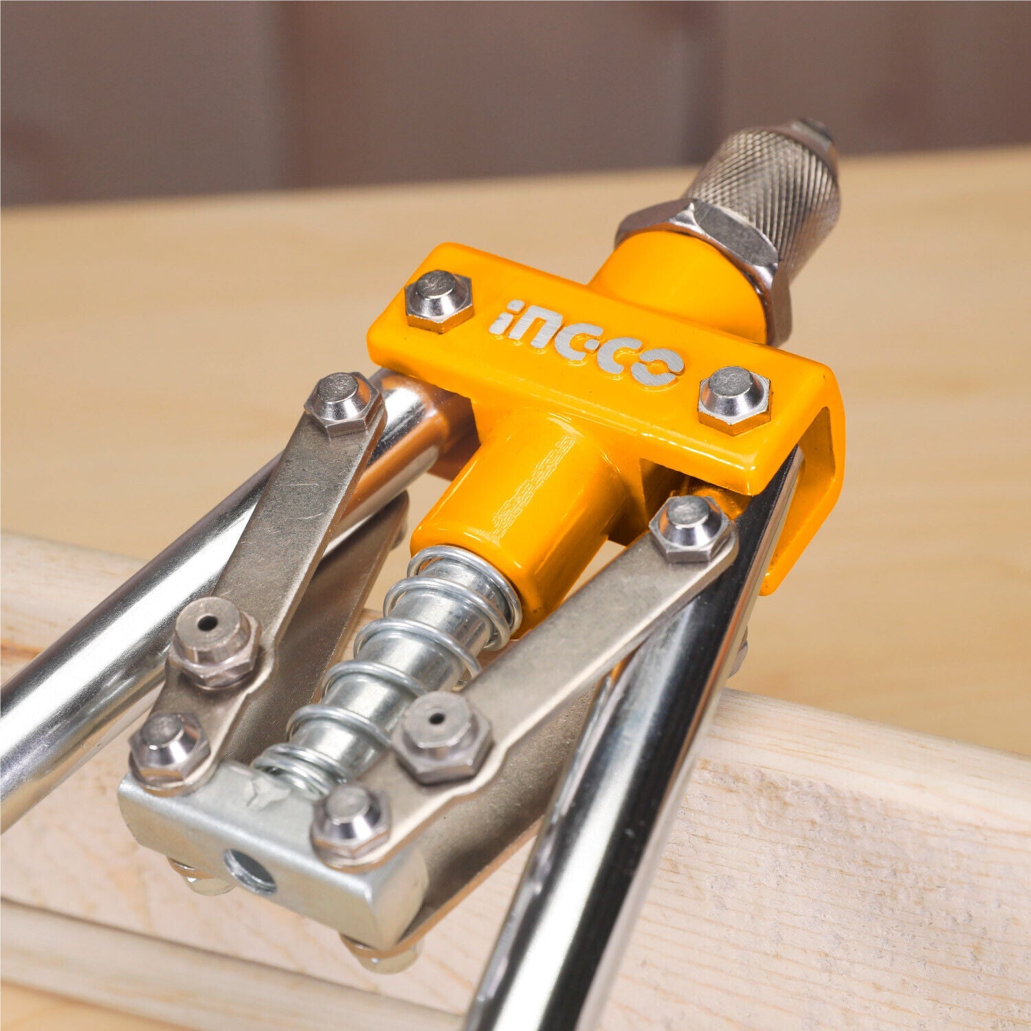 INGCO 17" Hand Riverter Long Arm Pop Rivert Heavy Duty For 3.2mm 4mm & 4.8mm V465-HR171