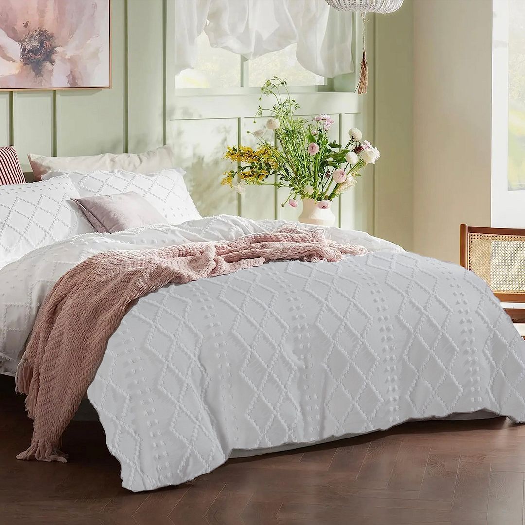 Tufted Boho Embroidery Quilt/Doona/Duvet Cover Set - White - Super King Size V493-JJXW-01SK