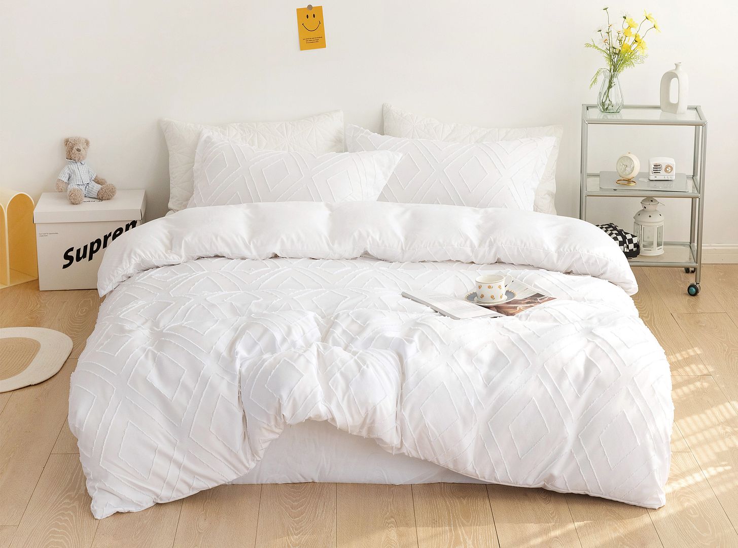 Tufted Diamond Jacquard Queen Size White Duvet Quilt Cover Set