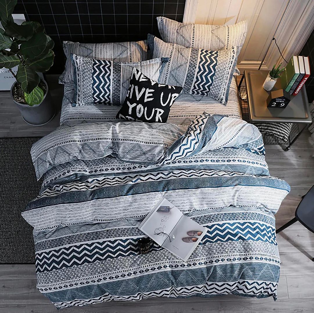 Dennings Queen Size Quilt/Duvet Cover Set V493-MQ-426