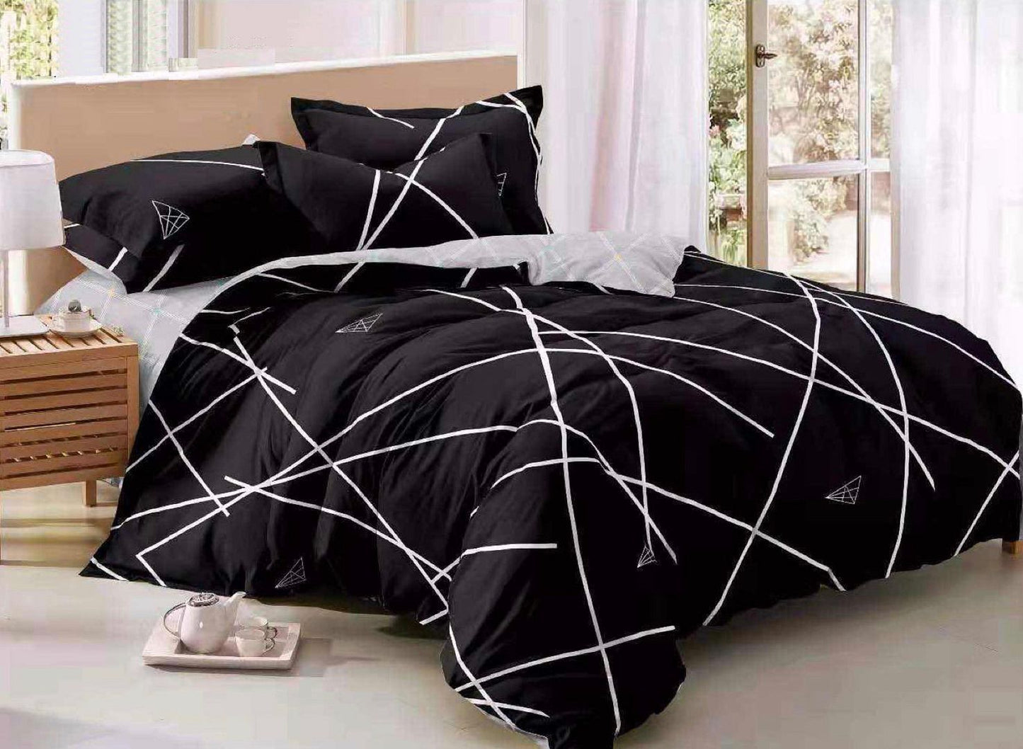 Jonas Super King Size Quilt/Duvet Cover Set V493-MSK-424