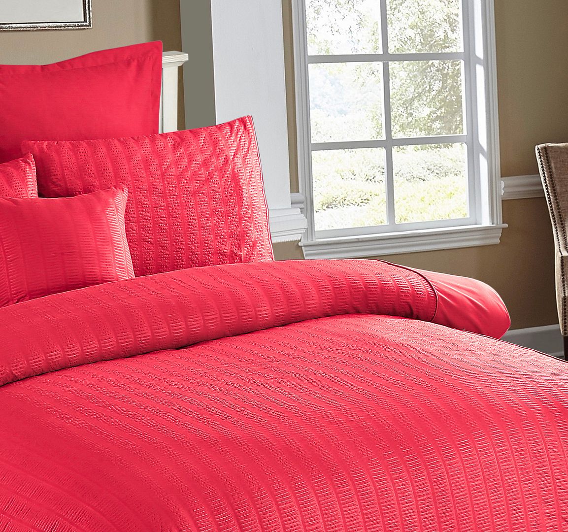 Seersucker Super King Size Quilt/Duvet Cover Set - Red V493-PASK-04