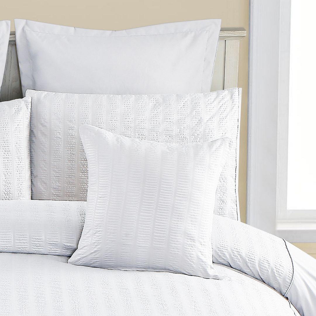1000TC Premium Ultra Soft Seersucker Cushion Covers - 2 Pack - White V493-PCC-1
