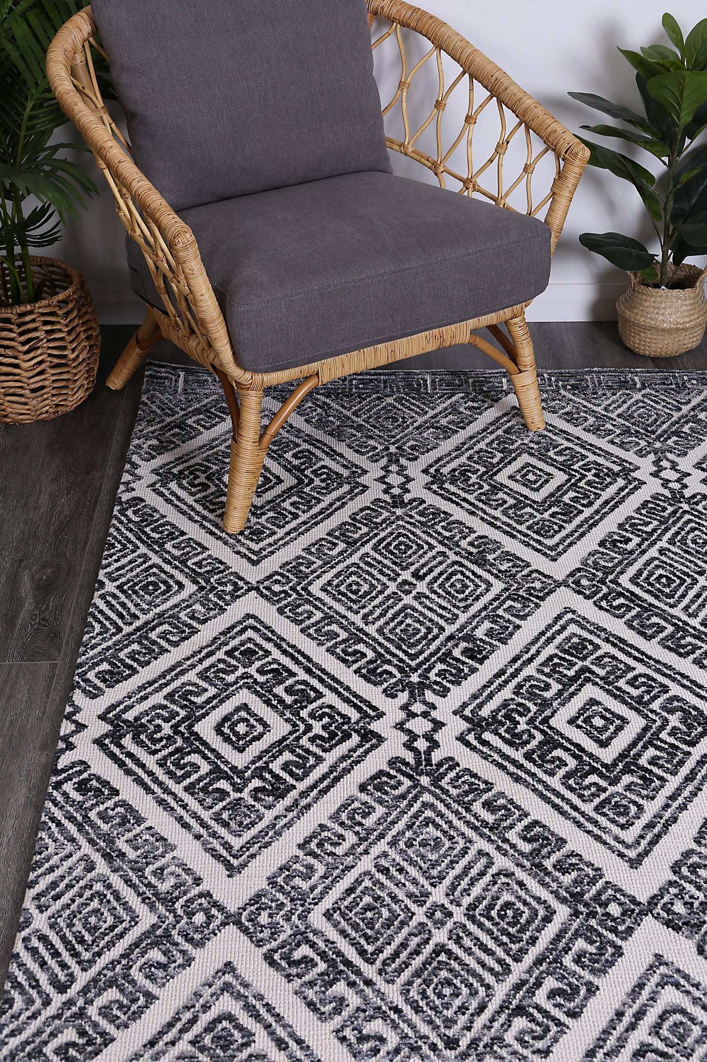 Amritsar Glenfalls Anthracite Tribal Rug 160X230 V516-AMRI160GLENANTH