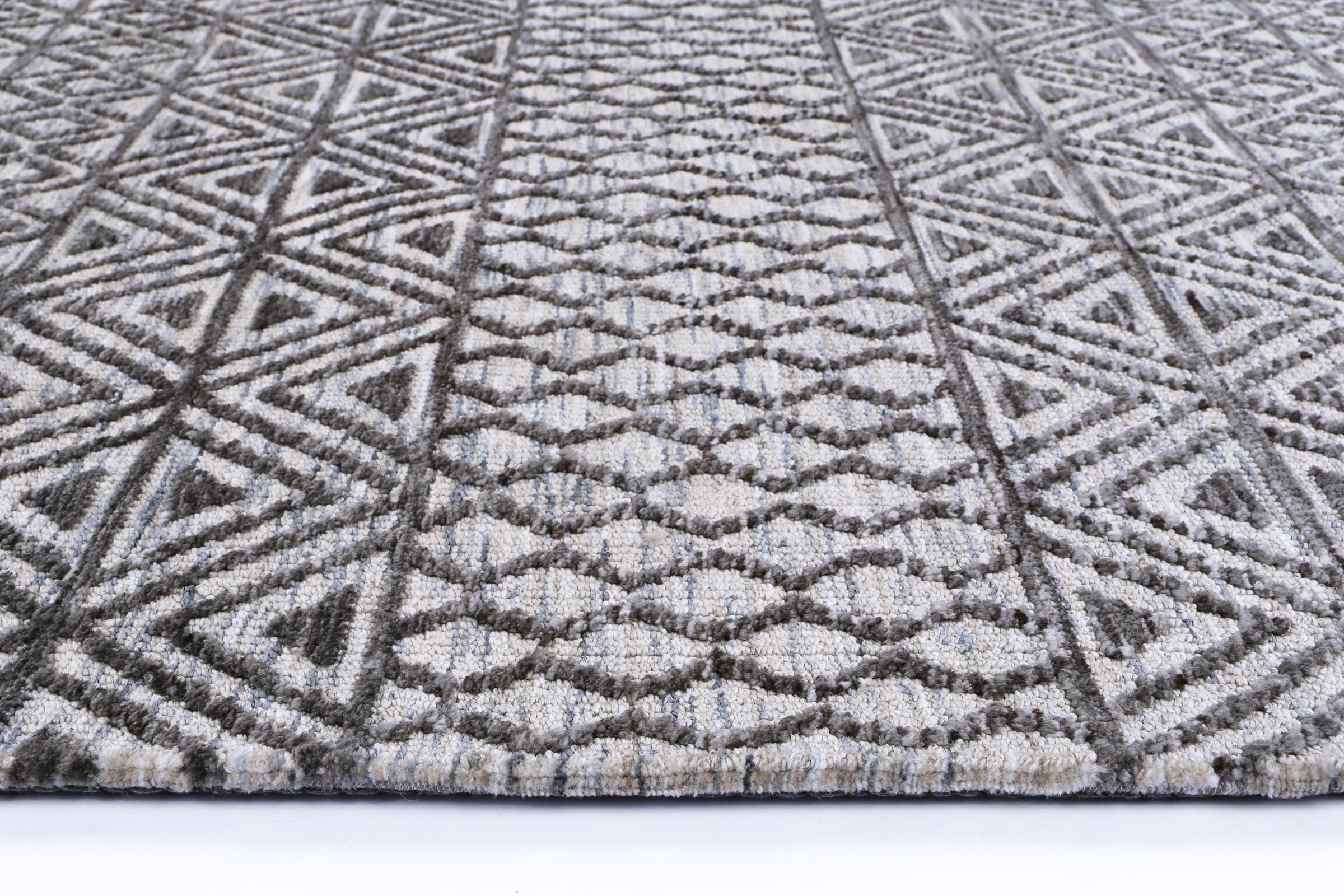 Amritsar AMRI04 Charcoal & Beige 240x330 V516-AMRI24004CBEI