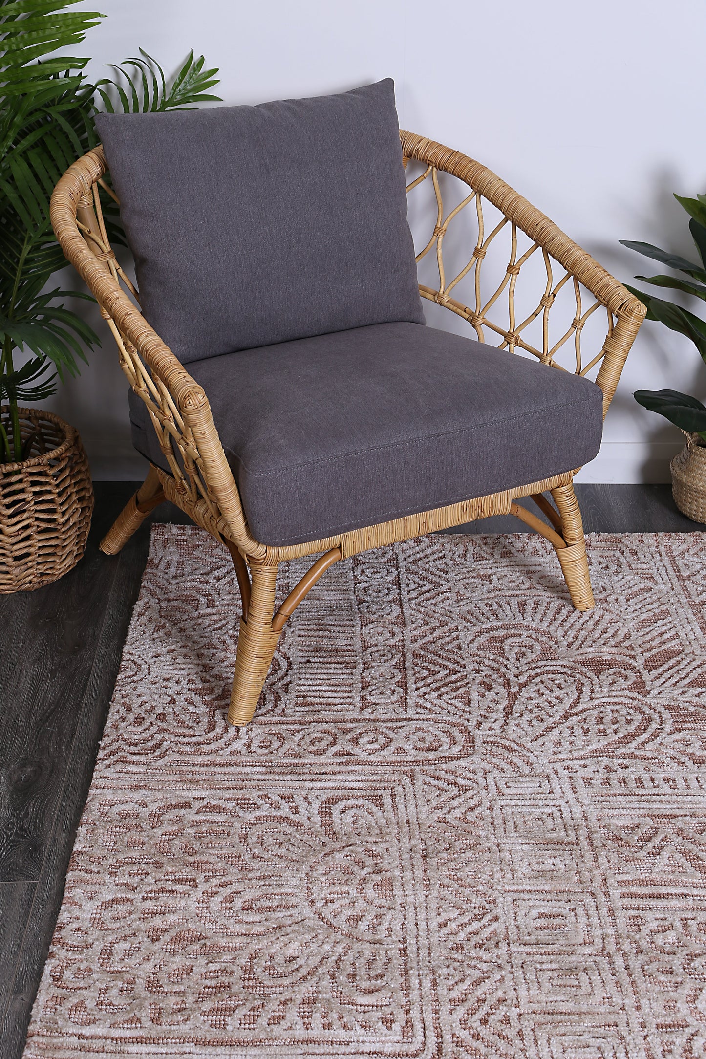 Amritsar Newburg Rust Tribal Rug 240X330 V516-AMRI240NEWBRUST