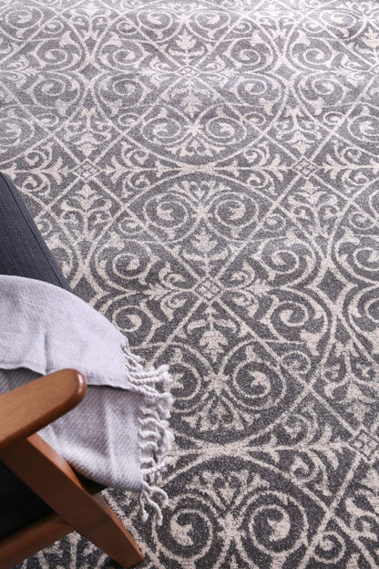 delicate-katherine-grey-ivory-rug 200x290 V516-DELI200DEL23