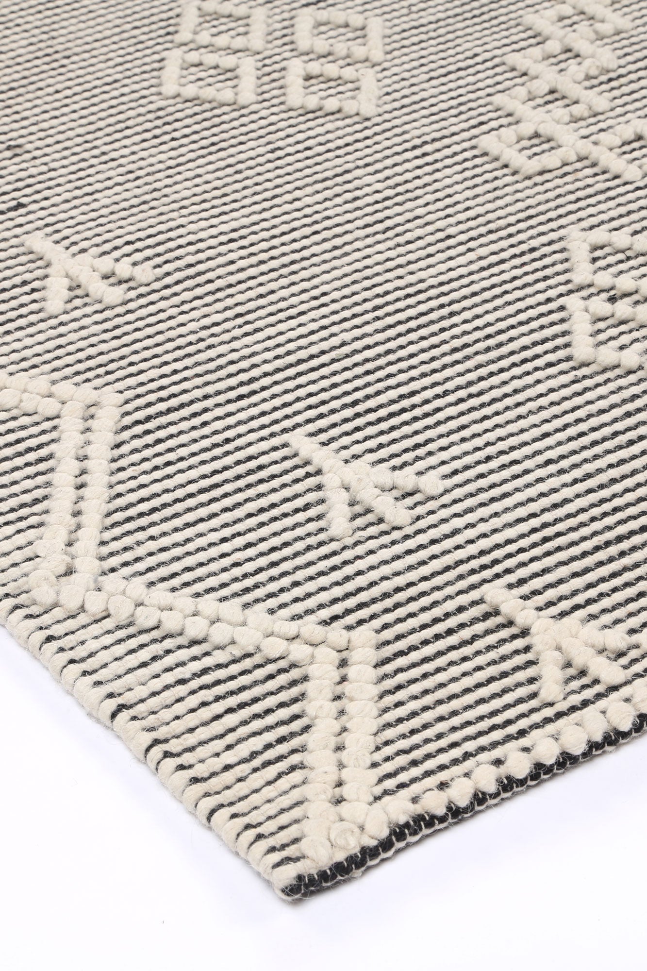 Goa D5- CREAM (No Tassel) 240x330 V516-GOA240D5CRE