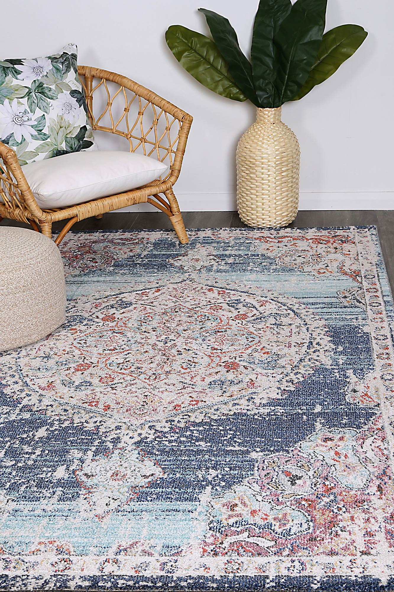 hollow-medalion-transitional-navy-multi-rug 280x380 V516-SALS28020042035