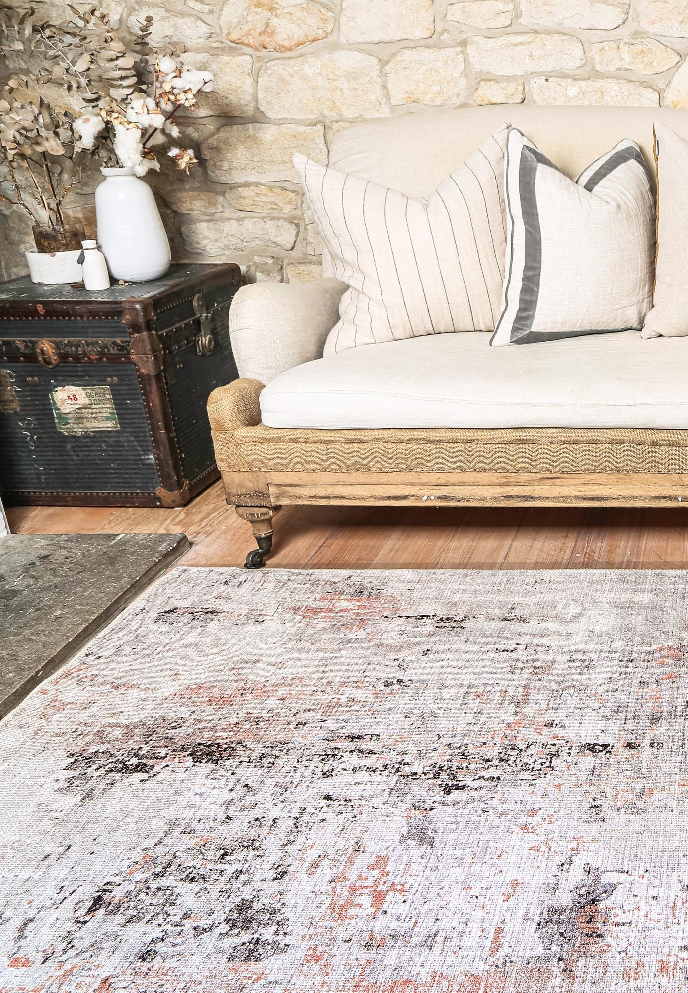 vintage-crown-charles-ivory-blush-distressed-vintage-rug 80x300 V516-VINT803152521
