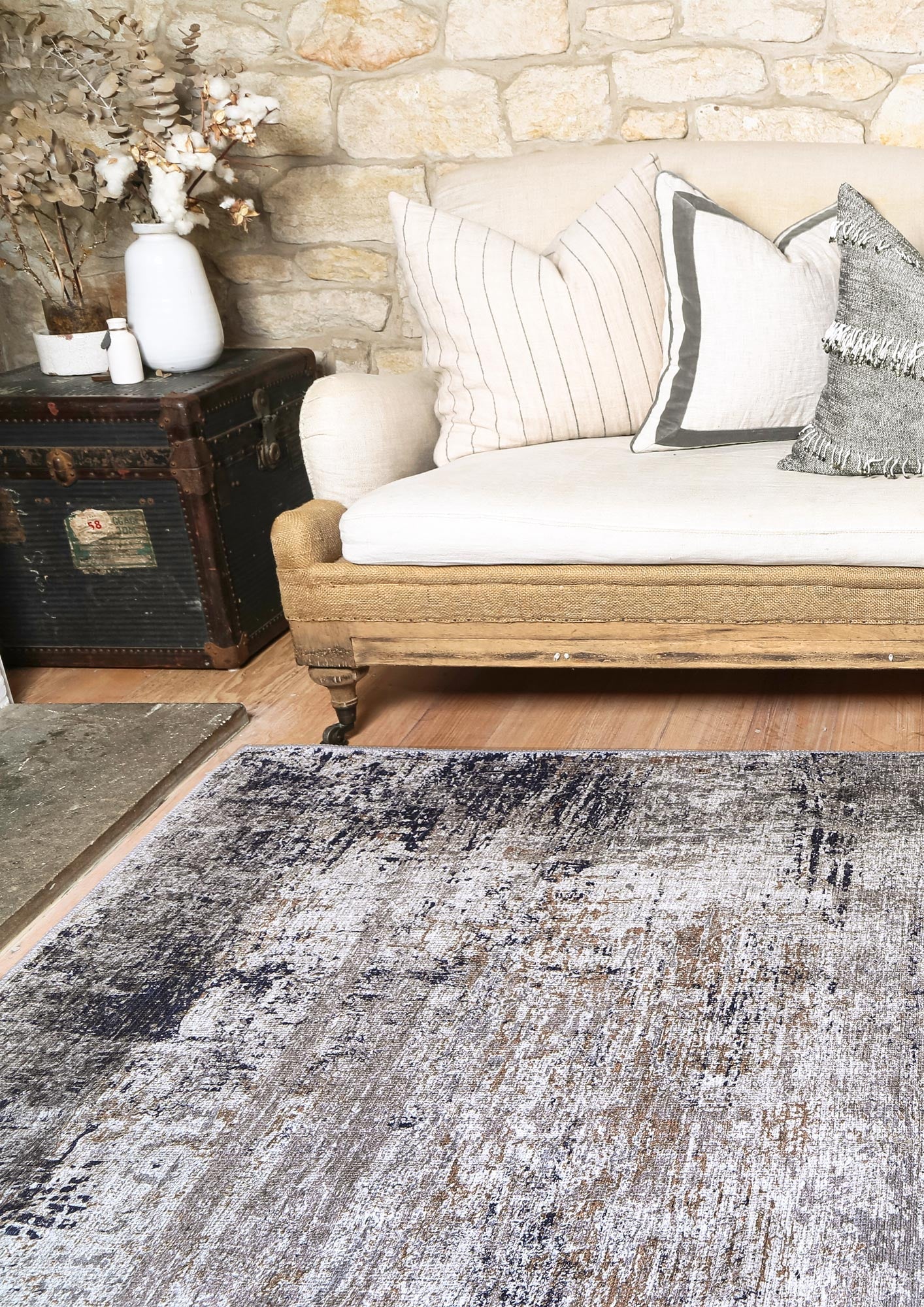 vintage-crown-elizabeth-ash-beige-distressed-vintage-rug 80x300 V516-VINT803169302