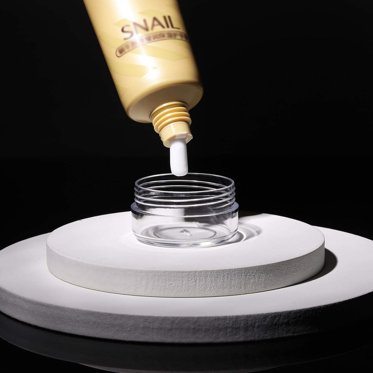 Cosmetic Cream Jar Bottle 50PCS 5g Transparent Round Refillable Sample Container - White Flat Lid Jar V528-BOX-50PCS-936519