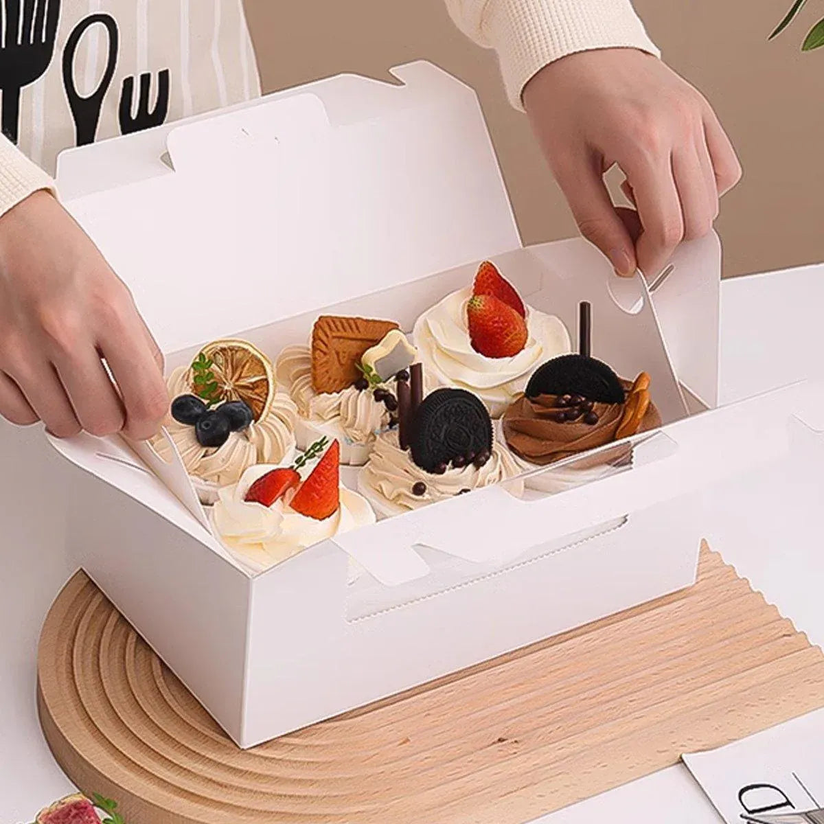 25pcs Portable Cupcake Packaging Box with Transparent Window for Easy Opening - Blue-2Cup V528-CAKE-BOX-BLUE-25PCS-2-390392